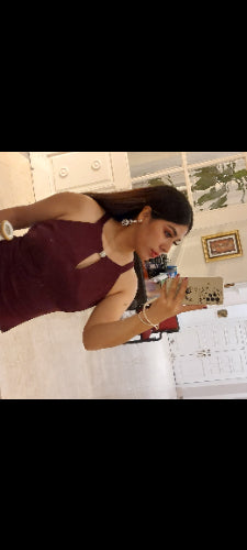 Camila R